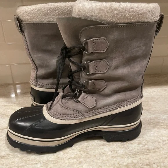 Sorel Caribou Boot 8.5 - Picture 6 of 8